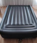 Intex 2-persoons luchtbed met ingebouwdepomp, Caravans en Kamperen, Luchtbedden, Ophalen, Ingebouwde pomp, Gebruikt, 2-persoons
