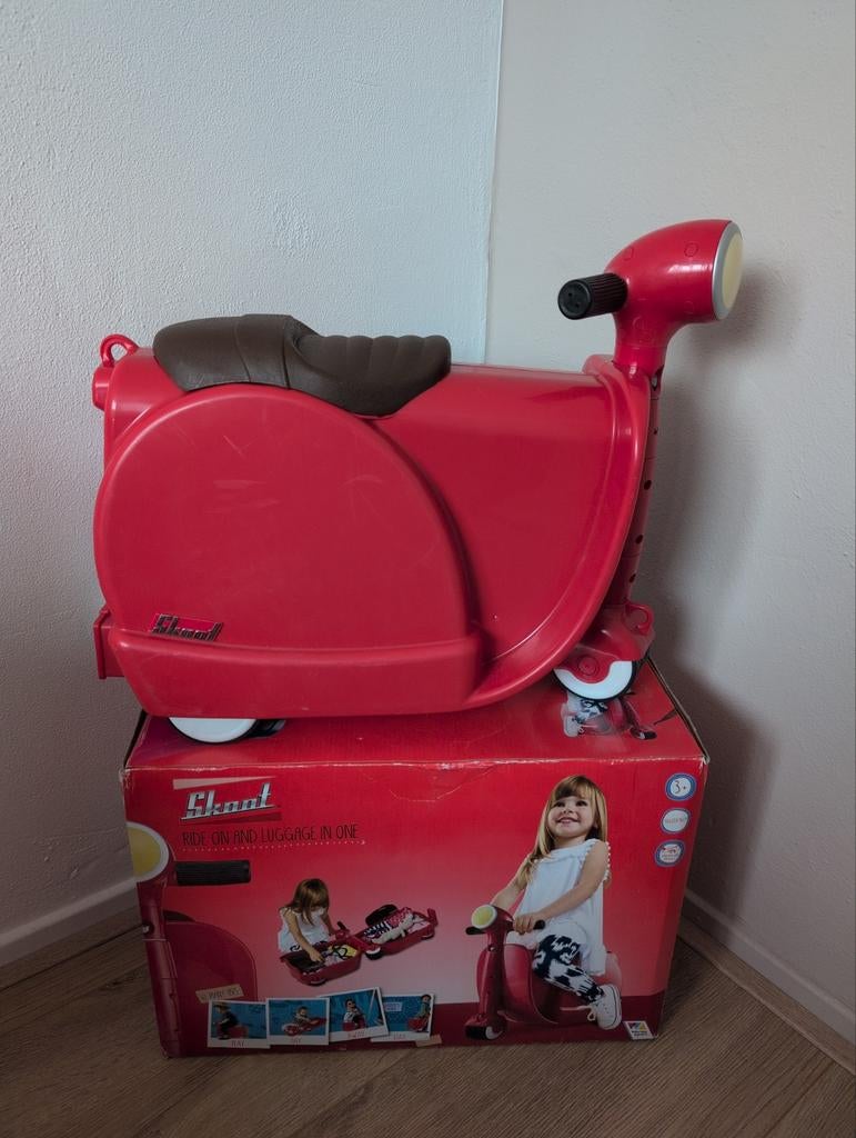 Skoot kinderkoffer scooter, Ophalen, Gebruikt, Jongen of Meisje