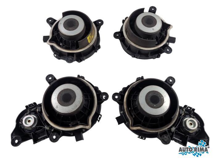 Speakerset van een Volvo V50, Auto-onderdelen, Gebruikt, -, -, Ophalen of Verzenden