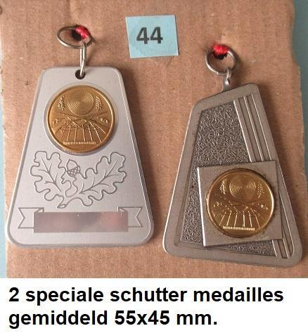schietsport, 2 mooie medailles, Postzegels en Munten, Penningen en Medailles, Overige materialen, Nederland, Ophalen of Verzenden