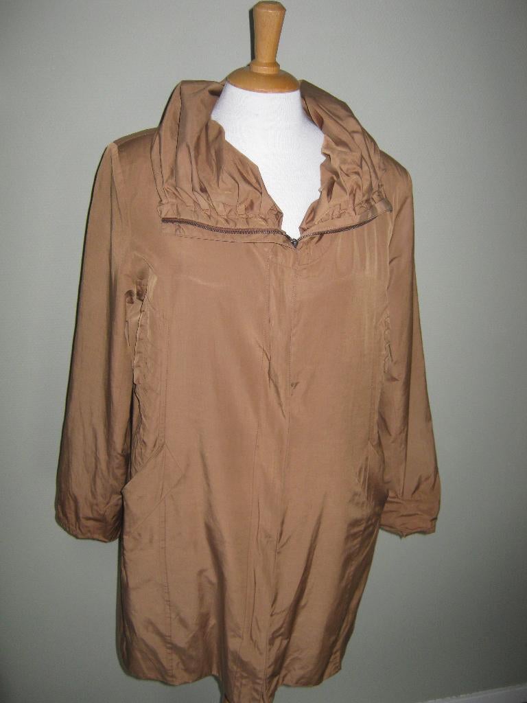 Als nieuw ,  jas maat 42 van Creenstone ., Ophalen of Verzenden, Zo goed als nieuw, Maat 42/44 (L), Beige