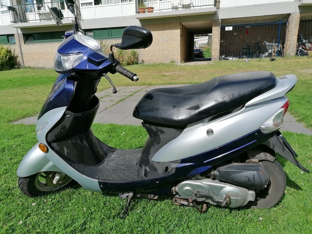 Peugeot scooter, blauw met zilver, Ophalen of Verzenden