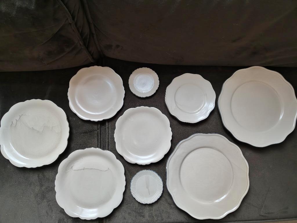 Klassieke handgemaakte borden van The Table set of los, Ophalen of Verzenden, Zo goed als nieuw, Bord(en), Overige stijlen