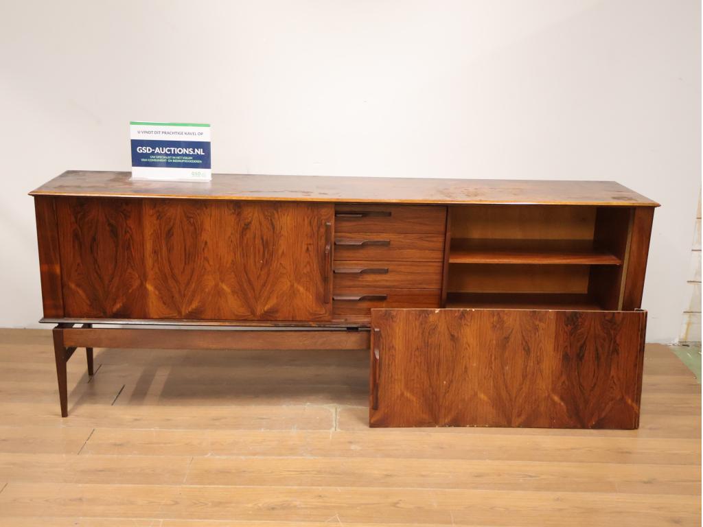 Vintage Scandinavisch Dressoir van Palissanderhout, Ophalen of Verzenden, Niet ingevuld, Niet ingevuld, Niet ingevuld