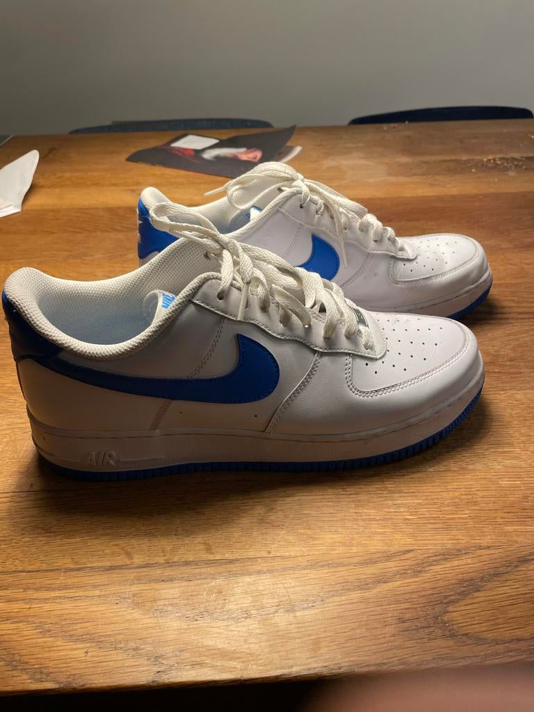 Nike Air Force 1 sneakers wit met blauw. Maat 45, Ophalen of Verzenden, Zo goed als nieuw, Wit, Sneakers of Gympen