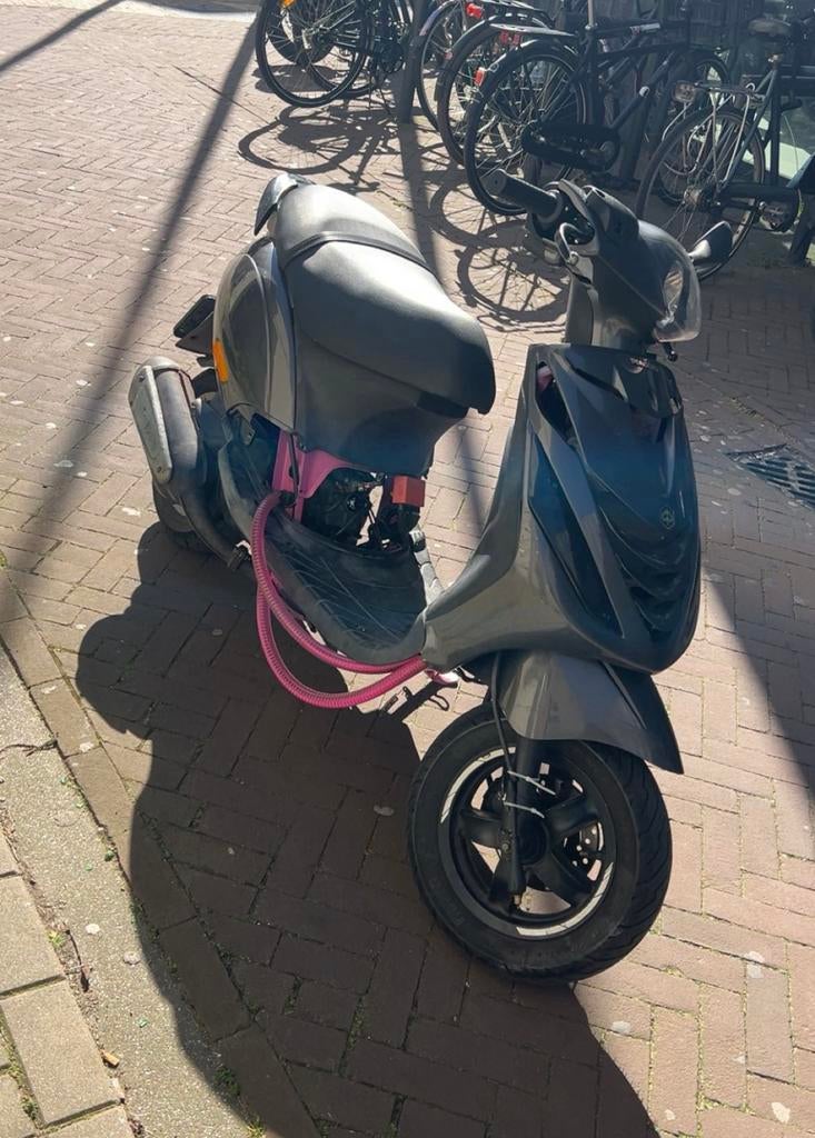 Piaggio zip 125, Ophalen, Zo goed als nieuw, Carburateur, Piaggio