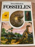 Natuurbibliotheek: Fossielen - Prachtig geïllustreerd boek, Ophalen of Verzenden, Overige typen
