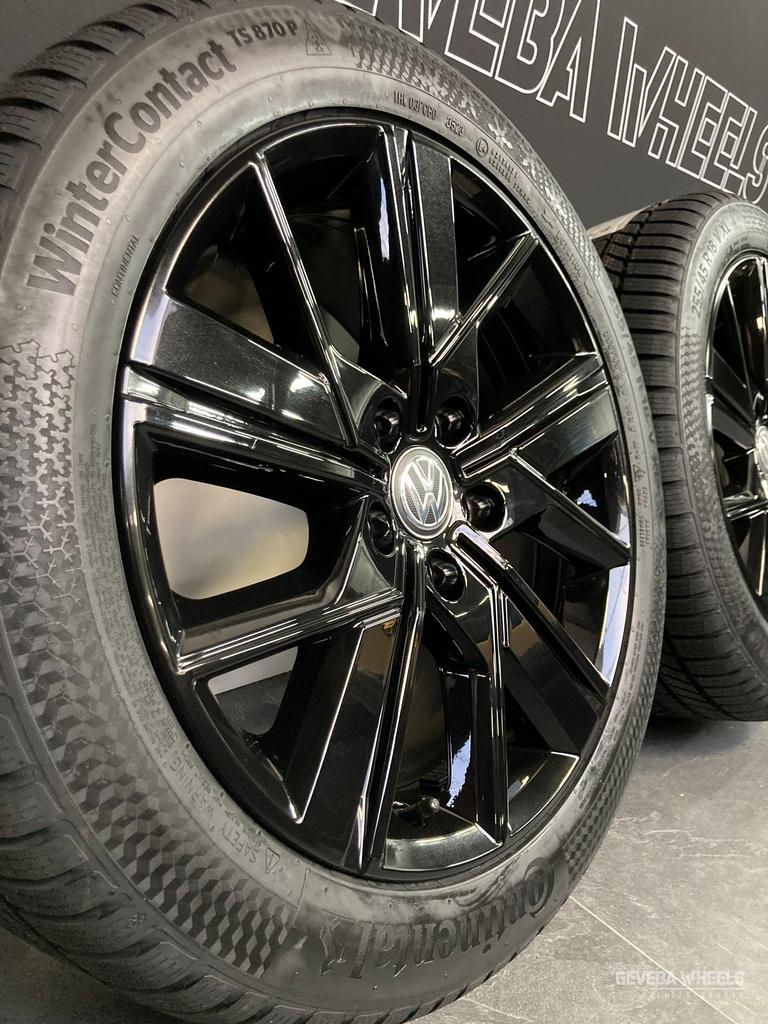 18” originele VW Transporter T5 T6 T7 velgen + winterbanden, Auto-onderdelen, Banden en Velgen, 18 inch, 255 mm, -, -