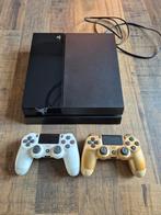 PS4 in zeer goede staat met 2 controllers en kabels, 500 GB, Met 2 controllers, Ophalen of Verzenden, Zo goed als nieuw