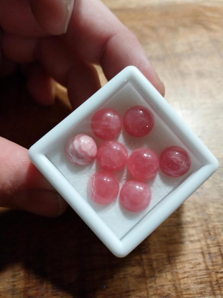 Ronde Rhodochrosiet cabochons, Ophalen of Verzenden, Zo goed als nieuw