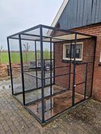 Volière zwart gaaspanelen incl binnenverblijf., Ophalen, Gebruikt, Aluminium, Volière