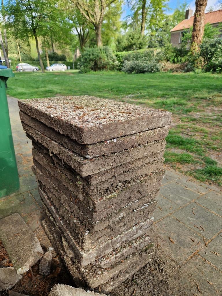 Rode grindtegels, Ophalen, Gebruikt, Beton, Terrastegels