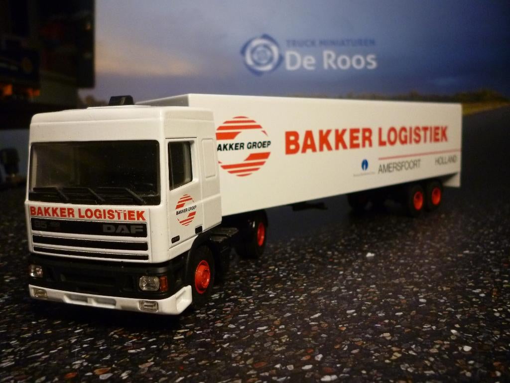 DAF 95 Bakker Logistiek, Hobby en Vrije tijd, Modelauto's | 1:50, Ophalen of Verzenden, Zo goed als nieuw, Bus of Vrachtwagen
