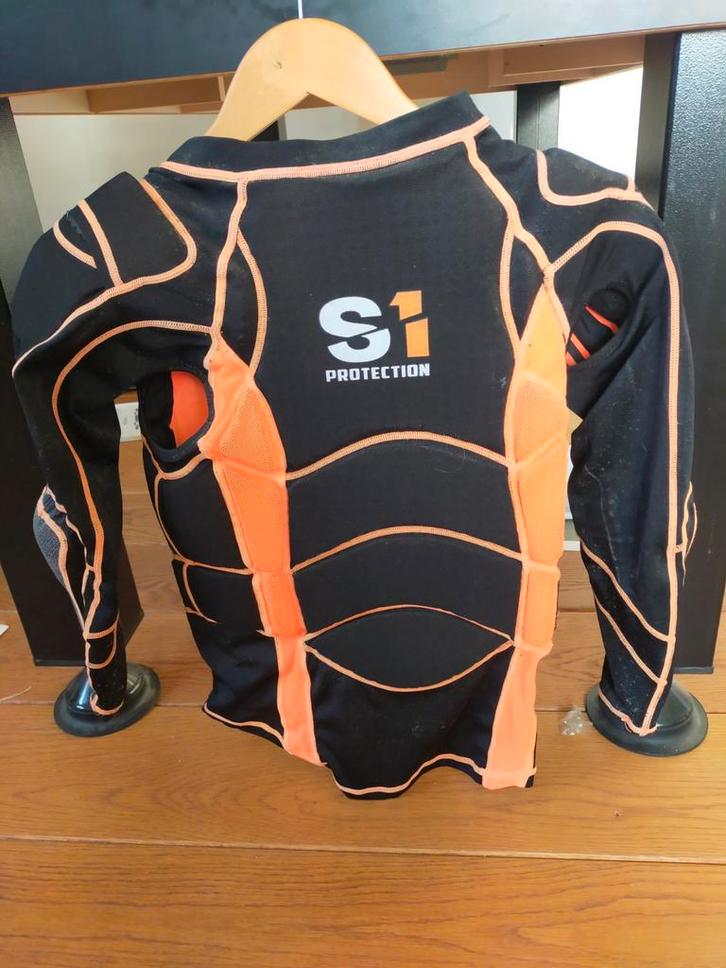S1 Bodyprotector BMX Youth L - Zo goed als nieuw, Fietsen en Brommers, Fietsen | Crossfietsen en BMX, Zo goed als nieuw, Ophalen of Verzenden