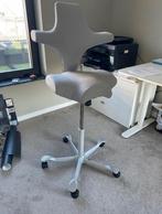 HÅG Capisco 8106 Ergonomische Bureaustoel Nieuwstaat!, Huis en Inrichting, Ophalen of Verzenden