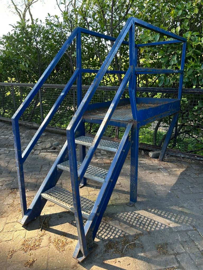 IJzeren trap, Doe-het-zelf en Verbouw, Steigers, Ophalen, Gebruikt, Overige typen, Minder dan 2 meter