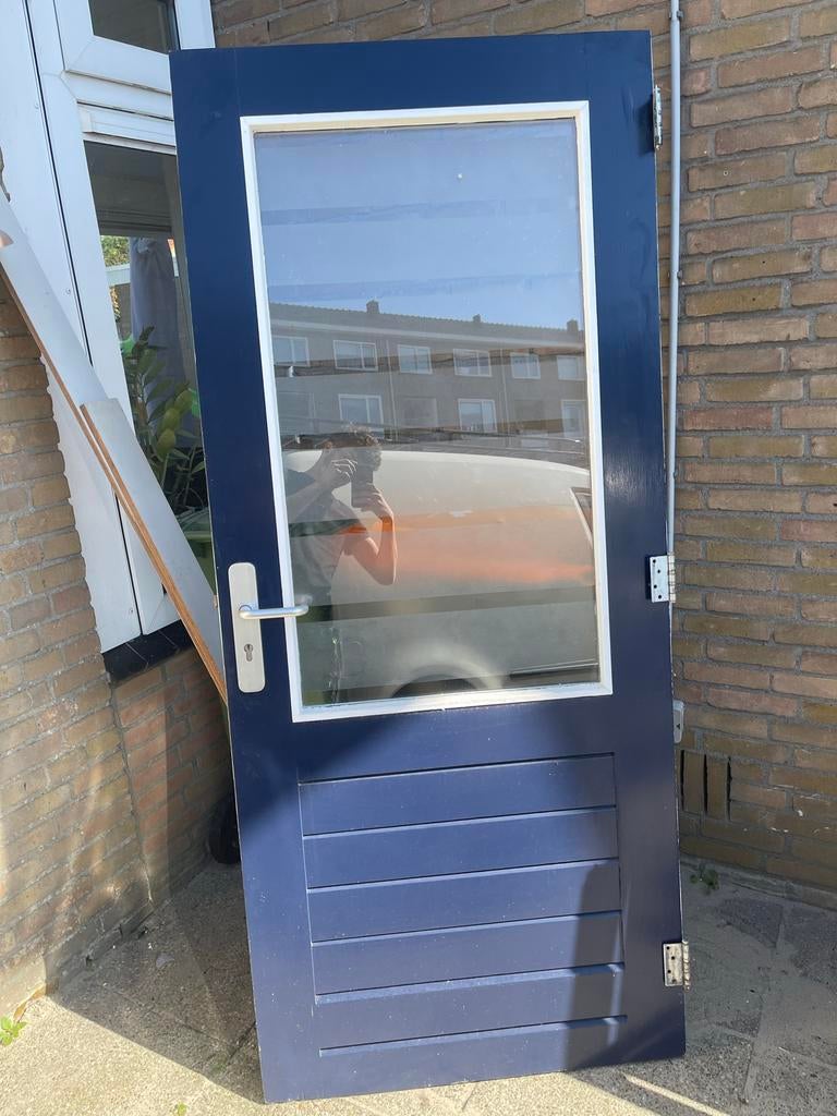Houten achterdeur met glas - Donkerblauw, Doe-het-zelf en Verbouw, Deuren en Horren, Gebruikt, 80 tot 100 cm, Ophalen of Verzenden