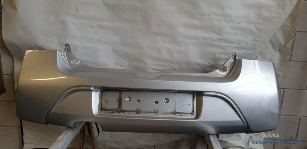 Achterbumper twingo II zilver 8200649330 origineel gebruikt
