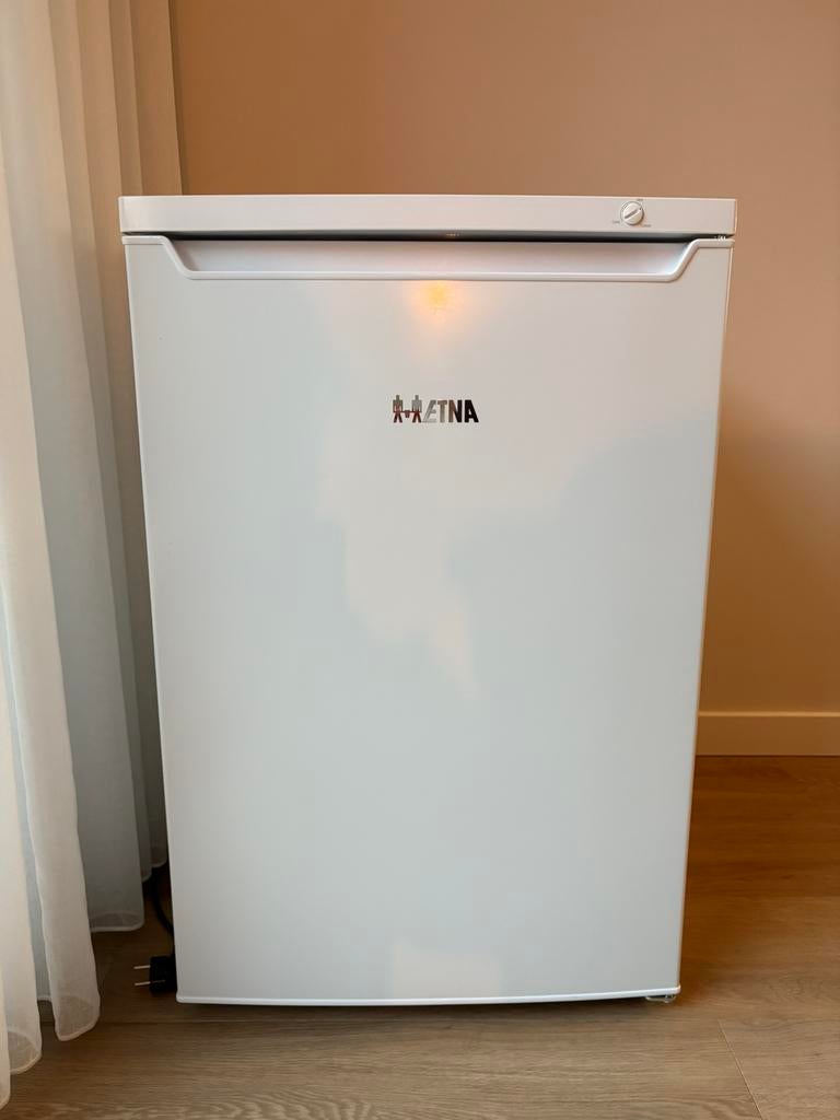 Vriezer tafelmodel ETNA, Ophalen, Zo goed als nieuw, Minder dan 60 cm, 85 tot 120 cm