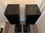 Audiolab Surround Speakers met Stands - Perfect Geluid, Zo goed als nieuw, 60 tot 120 watt, Front, Rear of Stereo speakers, Ophalen