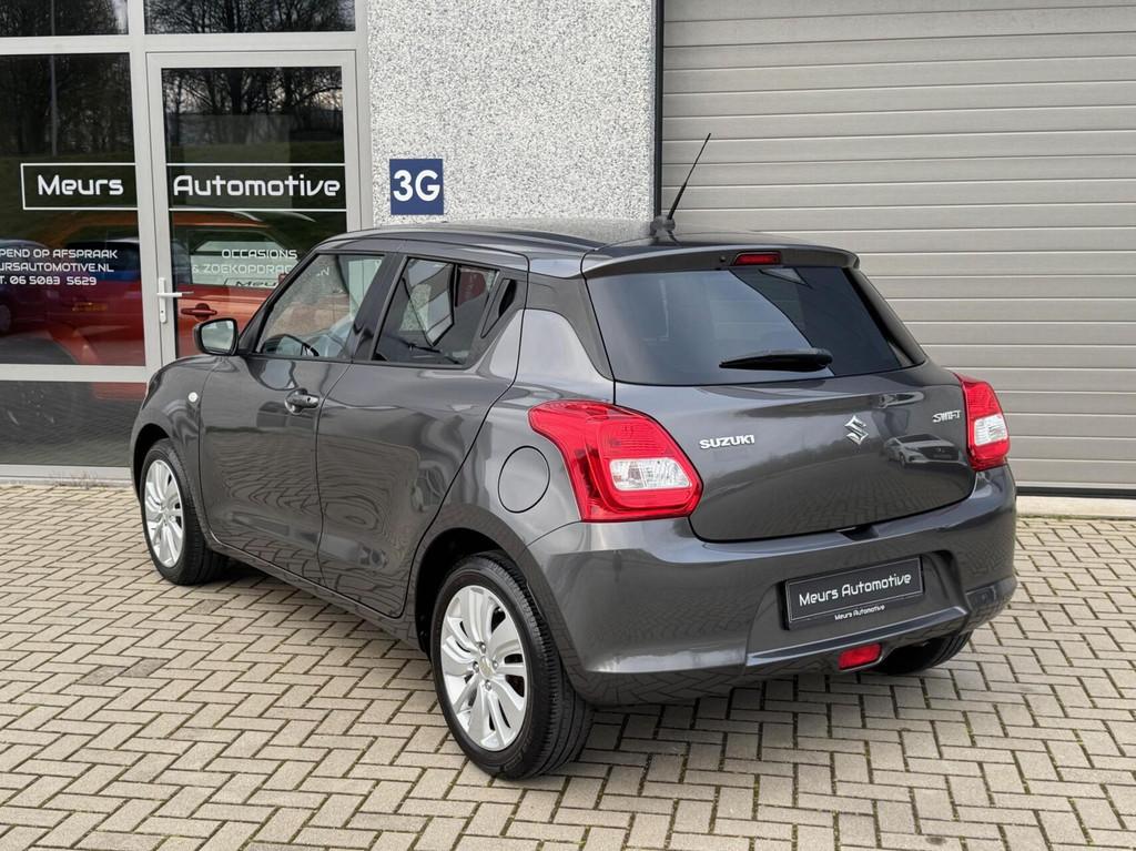 Suzuki Swift 1.0 Select CarPlay/Stoelverw/Navi/Airco/Camera/, Auto's, Voorwielaandrijving, Stof, Gebruikt, Zwart
