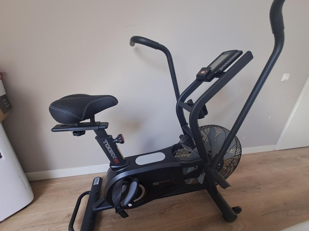 Airbike Toorx schuuropruiming, Sport en Fitness, Fitnessapparatuur, Ophalen, Zo goed als nieuw, Benen