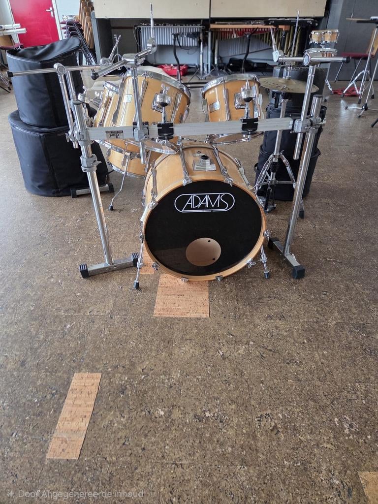 Adams drumstel met drumrack - Compleet en klaar om te spelen, Muziek en Instrumenten, Drumstellen en Slagwerk, Ophalen, Gebruikt