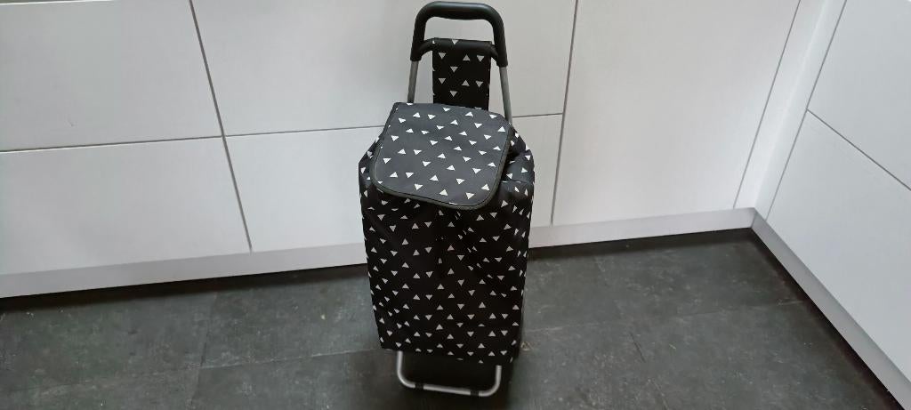 boodschappen wagen, 30 cm of meer, Gebruikt, Zwart, Onbekend