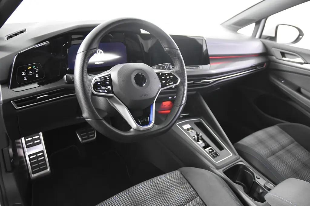 Volkswagen Golf 1.4 eHybrid GTE *Navigatie*Spor € 22.750,0, Auto's, Volkswagen, Stof, Gebruikt, Euro 6, 4 cilinders