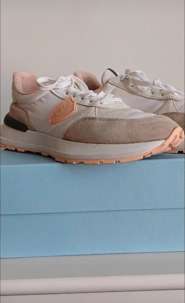 Philippe Model sneakers maat 41, Kleding | Dames, Schoenen, Zo goed als nieuw, Roze, Ophalen of Verzenden