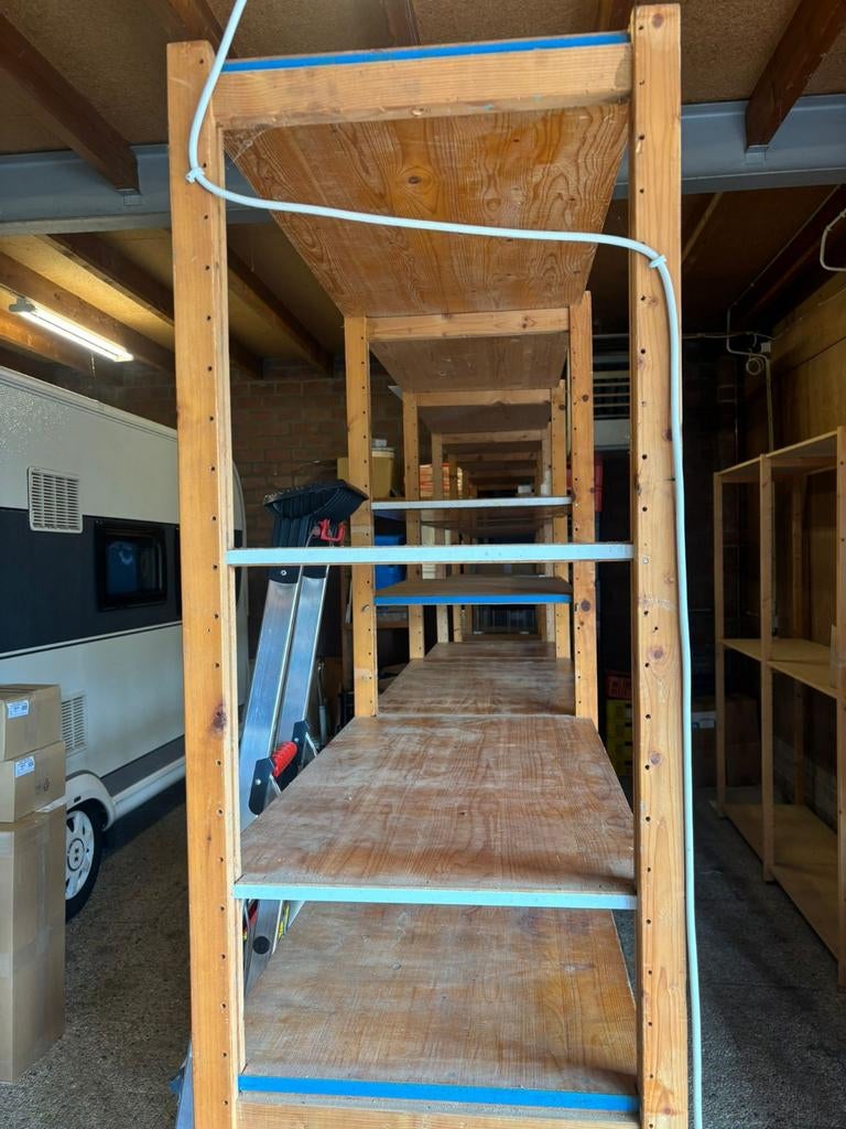 Houten legbord stelling, Ophalen