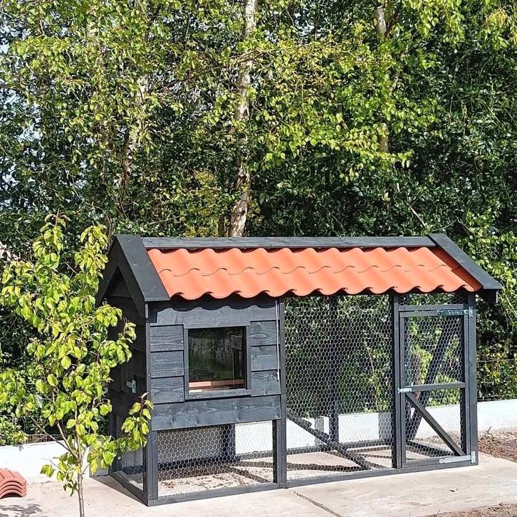 Prachtige robuuste kippenhok ( onderhouds vrij ), Dieren en Toebehoren, Pluimvee | Toebehoren, Kippenhok of Kippenren, Ophalen