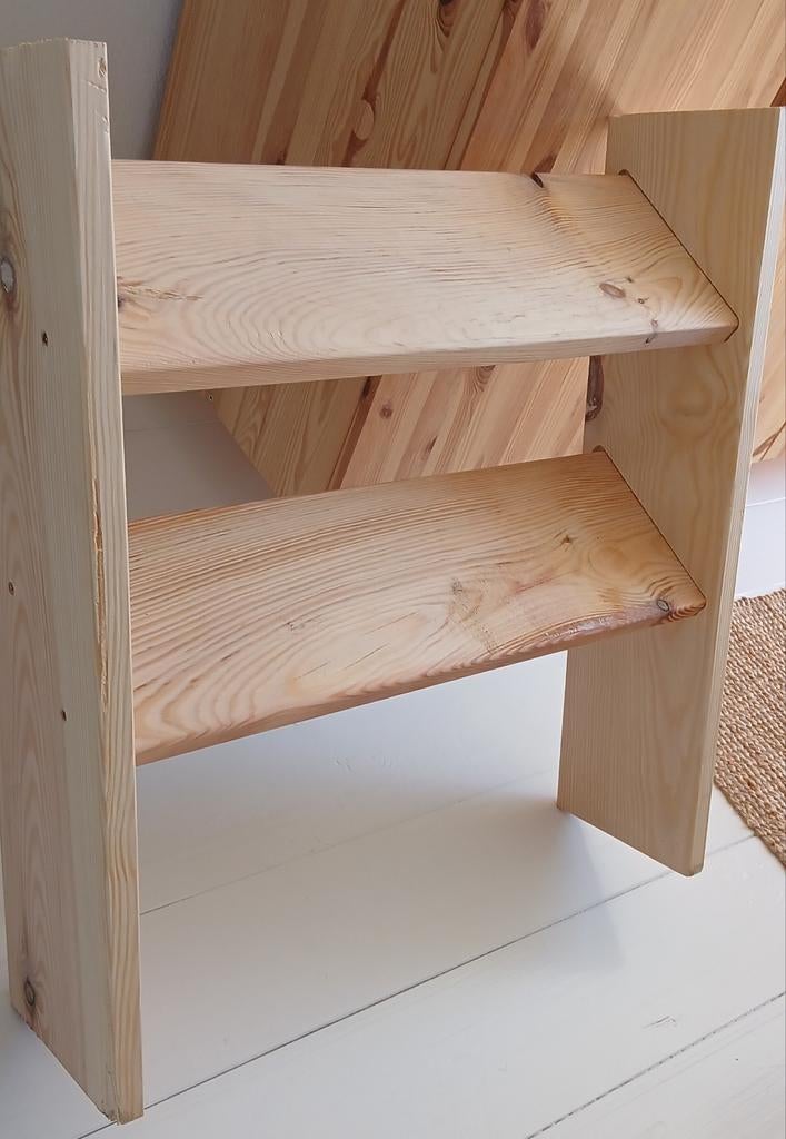 Houten Kelder trapje _ Schoenenrek, (Opstapje) GRATIS !, Ophalen, Nieuw, Hout