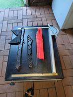 Zaagtafel
Merk Kinzo, Ophalen