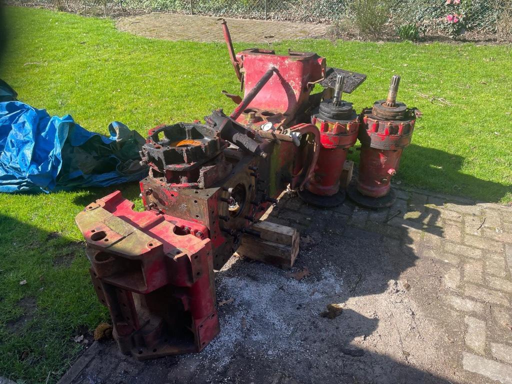 Onderdeleninternational, Ophalen