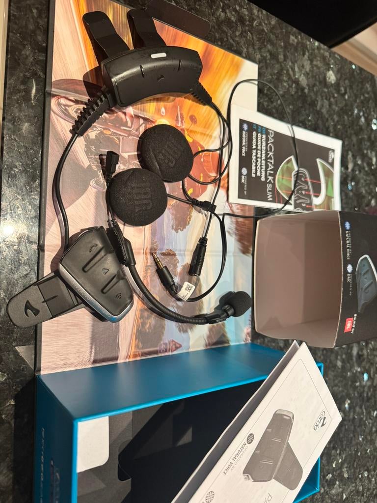 Cardo packtalk slim zo goed als nieuw, Motoren, Accessoires | Navigatiesystemen, Ophalen, Zo goed als nieuw