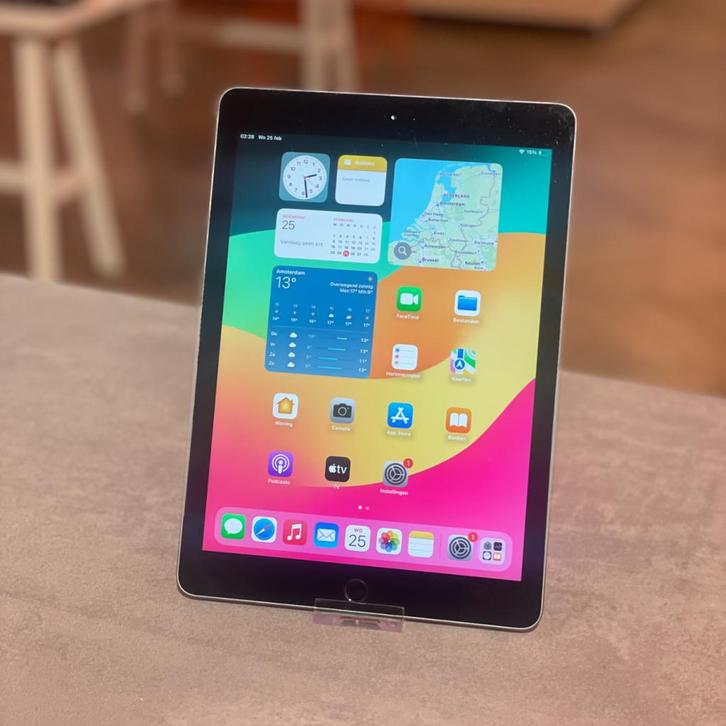 Apple iPad 6 32GB (A1893) | Nette staat, Computers en Software, Apple iPads, Zo goed als nieuw