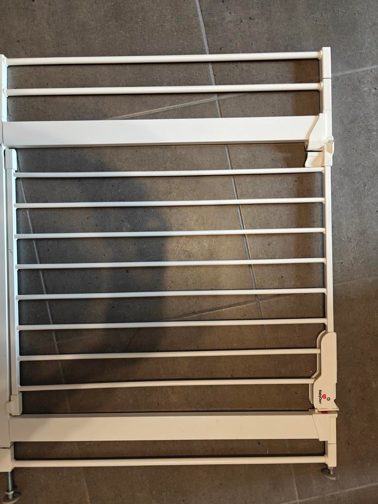 BabyDan Premier Wit Klemhek met 3 spijlen uitbreiding, Kinderen en Baby's, Traphekjes, Ophalen