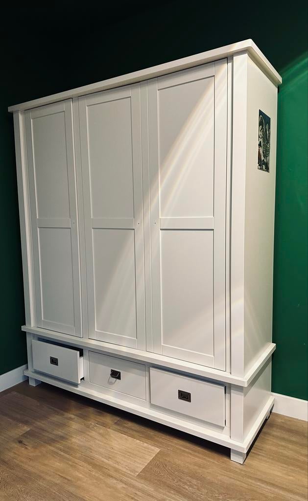 Witte Kledingkast met 3 Lades, Planken en Roedes, Huis en Inrichting, Kasten | Kledingkasten, Overige materialen, Gebruikt, 150 tot 200 cm