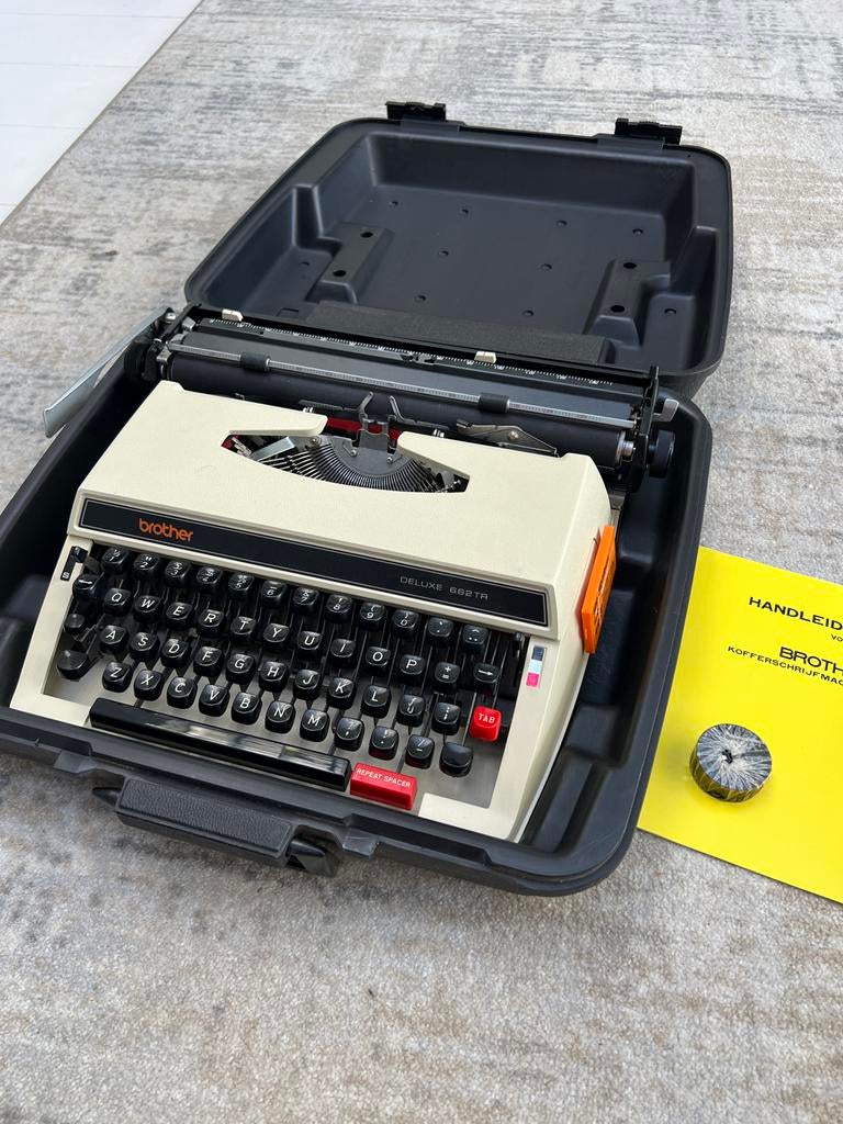 Brother 662 TR Deluxe typemachine draagbaar vintage., Ophalen, Zo goed als nieuw