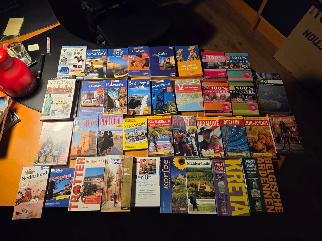 Reisgidsen diverse bestemmingen, Boeken, Reisgidsen, Gelezen, Reisgids of -boek, Capitool, Ophalen of Verzenden