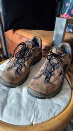 Lowa mooie nette staat wandel schoenen mt 44 leer suede, Ophalen of Verzenden, Zo goed als nieuw, Schoenen
