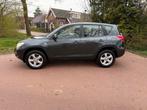 Toyota RAV4 2.2 D4D Linea Sol / Navi / Airco / NAP / PDC / A, Auto's, Toyota, Gebruikt, 4 cilinders, 2000 kg, Origineel Nederlands