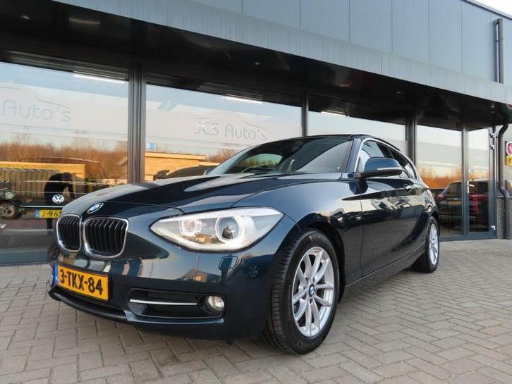 Bmw 1-SERIE 114I EDE Executive Ecc Cruise Navi Trekhaak 2014, Auto's, BMW, Bedrijf, 1-Serie, ABS, Airbags, Airconditioning, Bluetooth