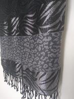 Zwart zilver sjaal uit India, mooie patronen., Kleding | Dames, Mutsen, Sjaals en Handschoenen, Ophalen of Verzenden, Zo goed als nieuw