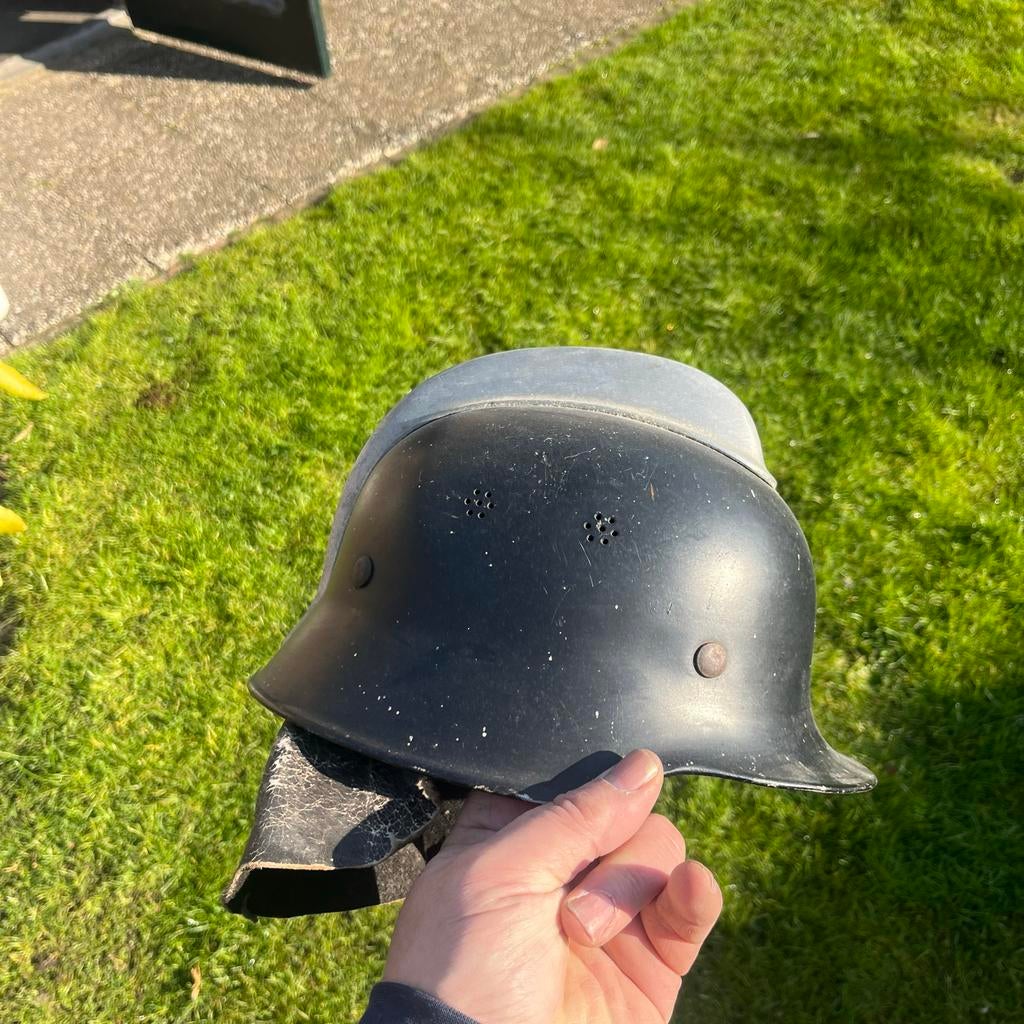 Brandweerhelm model M-34, Ophalen of Verzenden, Overige soorten, Overige gebieden, Helm of Baret