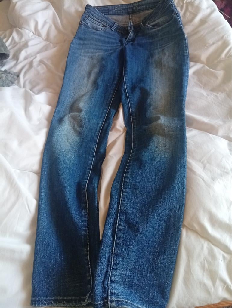 Levi Strauss Dames Spijkerbroek, Ophalen, Blauw, W27 (confectie 34) of kleiner, Gedragen