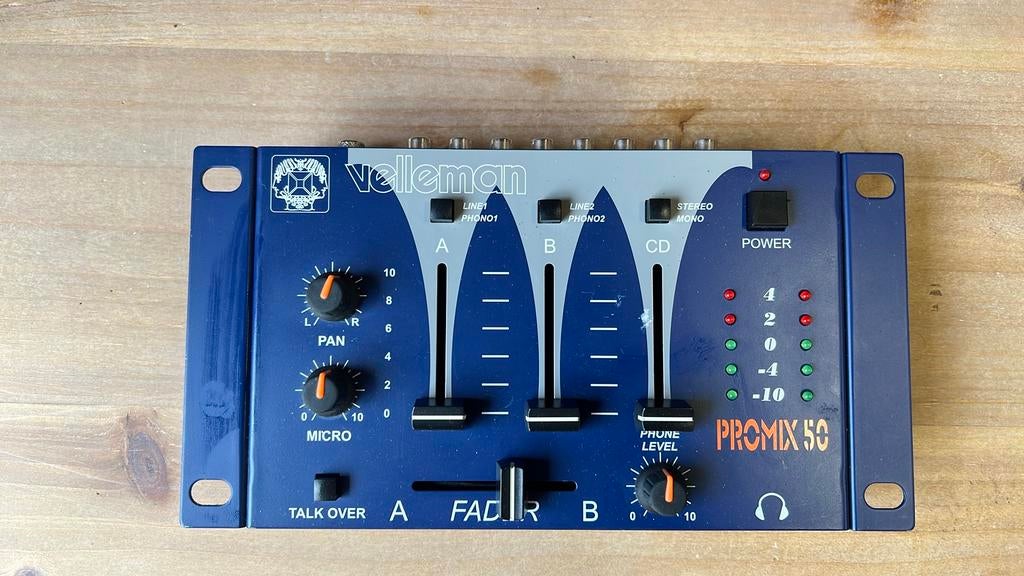 Mengpaneel zonder voeding Velleman PROMIX 50, Ophalen of Verzenden, Zo goed als nieuw, Minder dan 5 kanalen