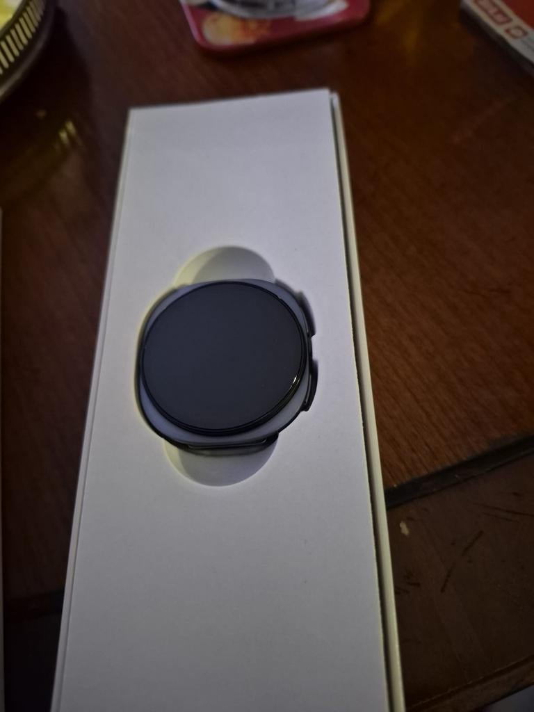 Samsung Galaxy Watch8  40 mm  Nieuw in doos, Sieraden, Tassen en Uiterlijk, Ophalen of Verzenden, Nieuw, Zwart, Android