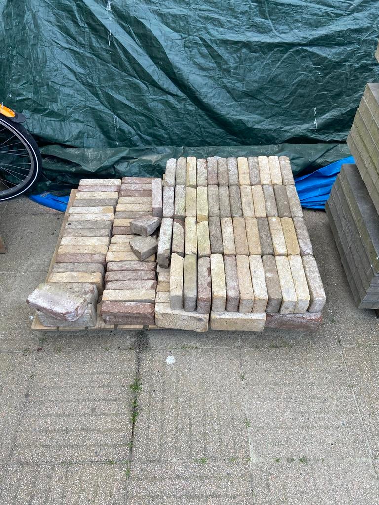 Waalformaat bakstenen, Ophalen, Bakstenen
